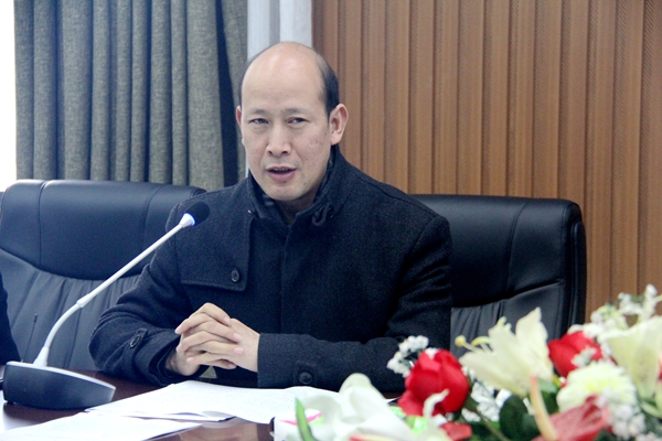 校长汪文超做专题报告